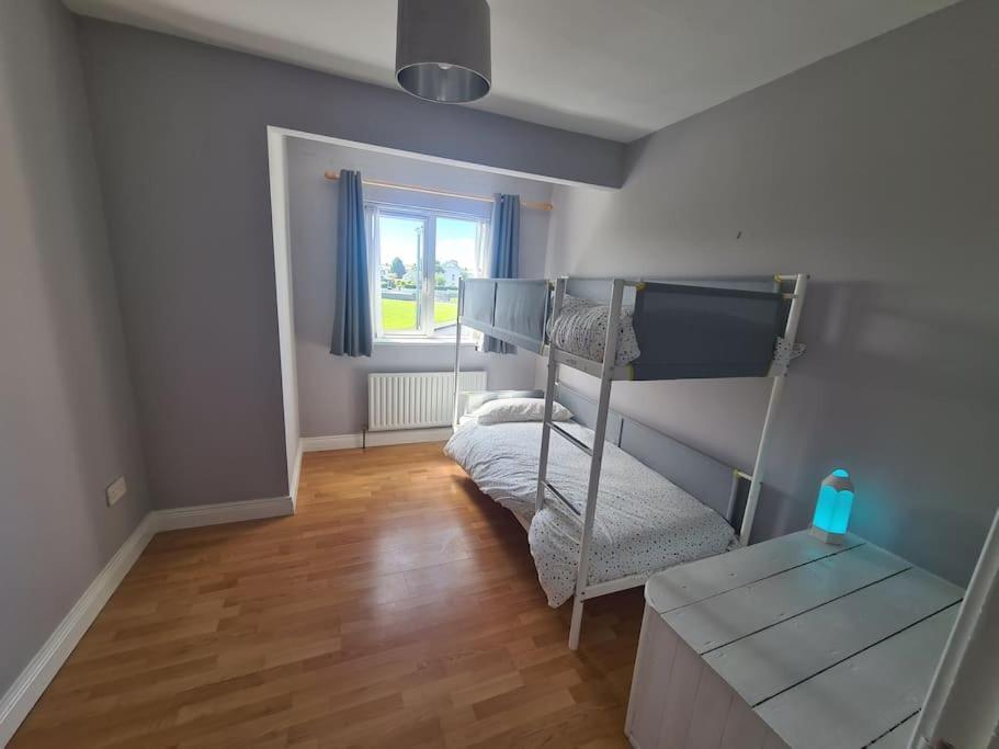 Bundoran Seaside Stays House - Wifi, Large Spacious Home ภายนอก รูปภาพ