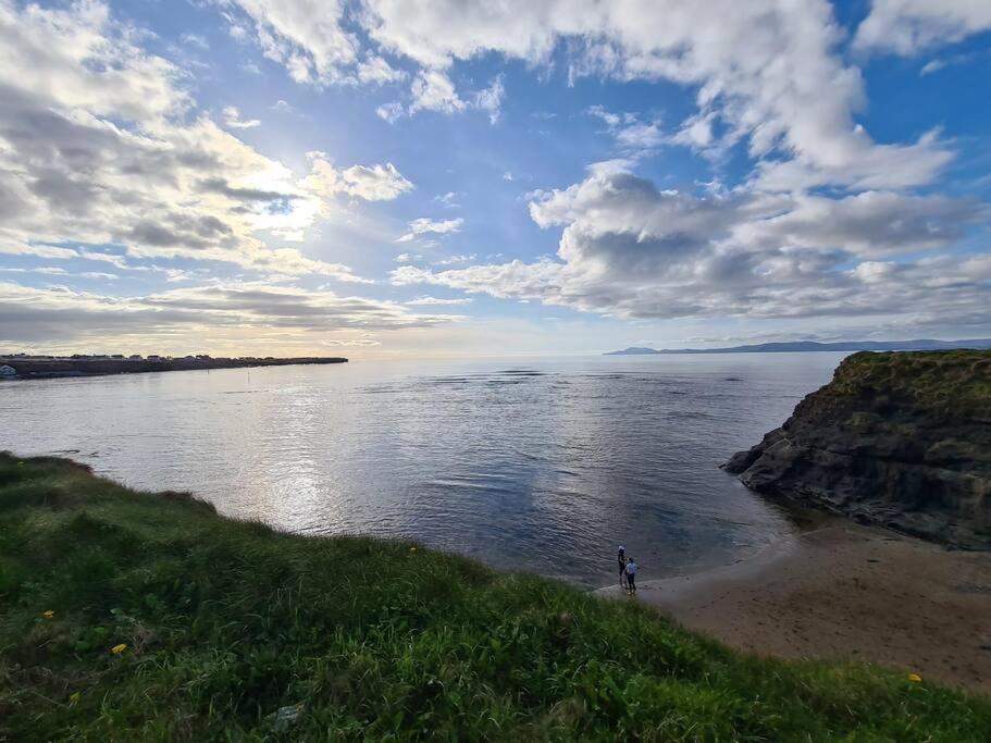 Bundoran Seaside Stays House - Wifi, Large Spacious Home ภายนอก รูปภาพ