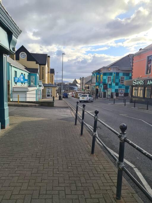 Bundoran Seaside Stays House - Wifi, Large Spacious Home ภายนอก รูปภาพ